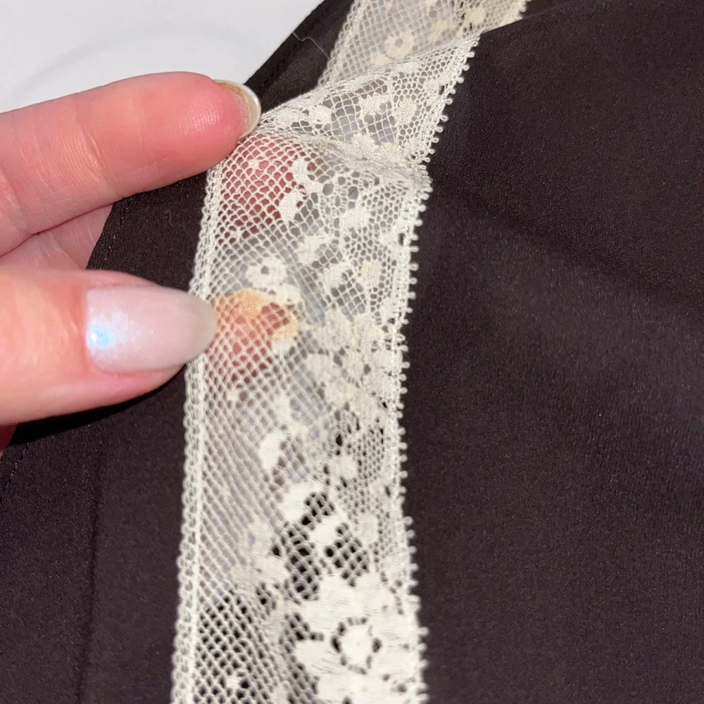 Dolce & Gabbana silk brown blouse vintage with cream lace detail. Size 42/M - Picture 9 of 14